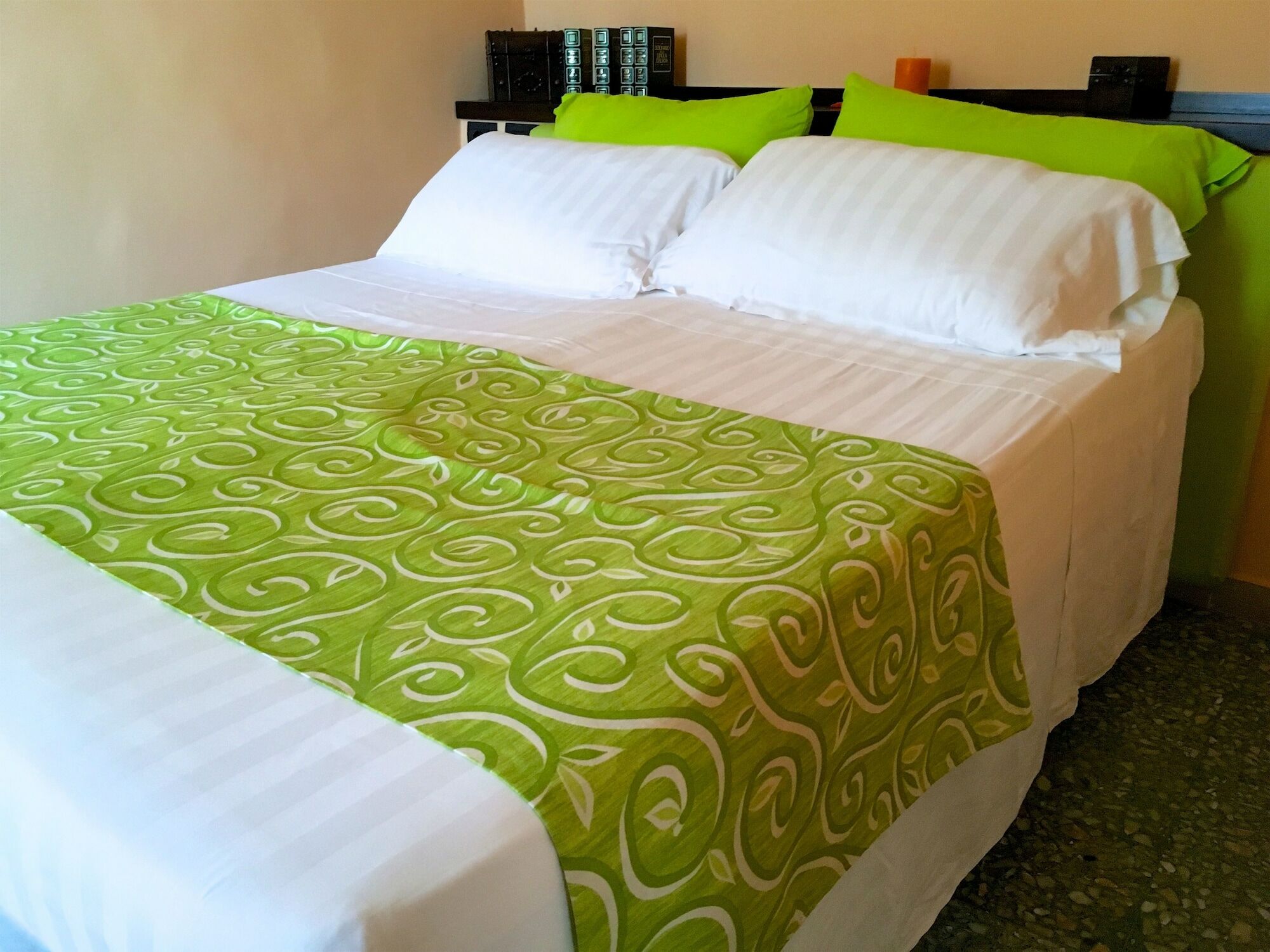 Bed and Breakfast Residenza Viviani Сант'Анджелло Экстерьер фото